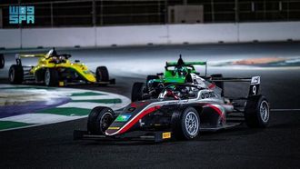 السباق الأول على حلبة كورنيش جدة