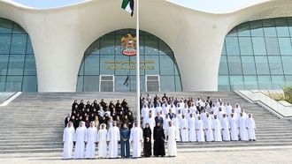 سيف بن زايد يعزز جودة الحياة الرقمية