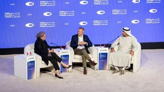 منتدى دبي للمستقبل يناقش تأثير التكنولوجيا