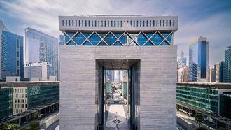 مركز دبي المالي يشهد ارتفاعًا بنسبة 166% في تبني الذكاء الاصطناعي
