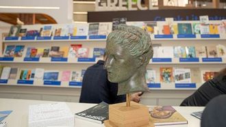 الحضور الثقافي اليوناني في معرض الشارقة