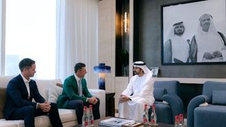 حمدان بن محمد يهنئ روري ماكلروي