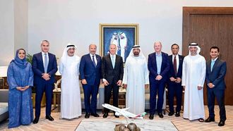 HSBC Finances Emirates~~ New Airbus A350 Fleet