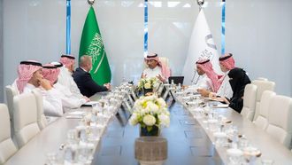 Minister Discusses Global Investment Opportunities