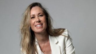 Jen Blandos: Leading Female Entrepreneurs Globally