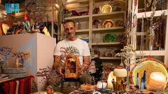 Khaled Abu Alia~~s Unique Wire And Stone Art