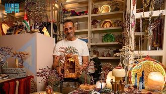 فن خالد أبو عليا في معرض بنان