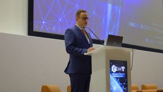 جامعة خليفة تستضيف قمة المواد المبتكرة