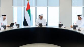 مكتوم بن محمد يترأس اجتماع هيئة التجارة الحرة