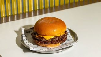 Manna Smash-Burger Opens In Dubai~~s Alserkal Avenue