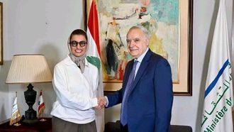 وفد الإمارات العربية المتحدة في مؤتمر بيروت وان