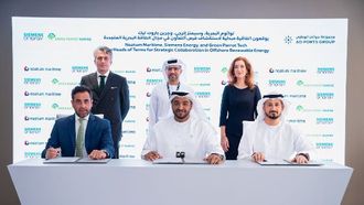 التعاون في مشاريع الطاقة المتجددة البحرية