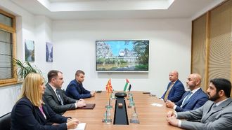 الإمارات العربية المتحدة ومقدونيا الشمالية تعززان العلاقات الحكومية