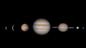 الأحداث الفلكية لعام 2026: الكسوف والخسوف وزخات المطر