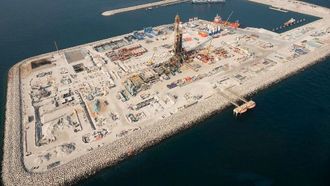 أدنوك تحصل على تمويل لمشروع غاز بقيمة 40.4 مليار درهم إماراتي