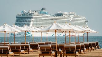 أرويا كروزس تحتفل بمرور عام على تأسيسها