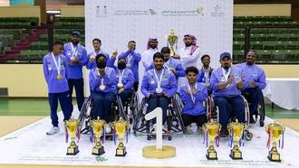 تتويج الأبطال في بطولة تنس الريشة 2025