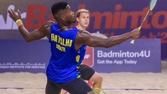 البرازيل والصين تفوزان في كأس العالم للريشة الطائرة