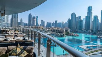 Blume Dubai Mall Golden Caravans NYE