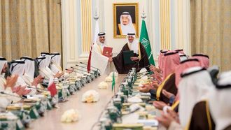 Saudi-Qatar High-Speed Railway Agreement Signed