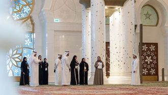 ابن الدار يدرب 17 متدرباً