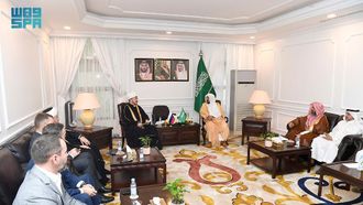 Minister Of Islamic Affairs Meets Russian Leader