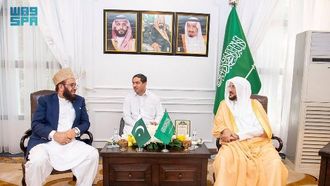 السعودية تلتقي باكستان بشأن التعاون الإسلامي