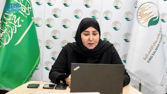 مركز الملك سلمان يدعم مبادرات تمكين المرأة
