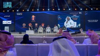 صندوق الشهداء يعرض خدماته في الرياض