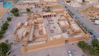 البيوت الطينية في التراث الحدودي الشمالي