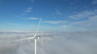 تستثمر شركتا مبادلة وأكتيس في شركة ريزولف إنرجي