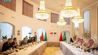 Saudi And Chinese Ministers Discuss Cooperation