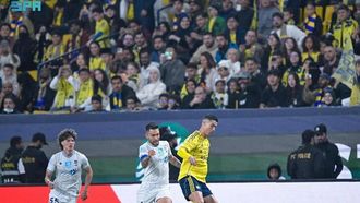 يتصدر النصر الدوري السعودي للمحترفين بعشرة انتصارات متتالية