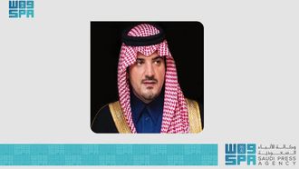 Minister Praises Injured Grand Mosque Officer