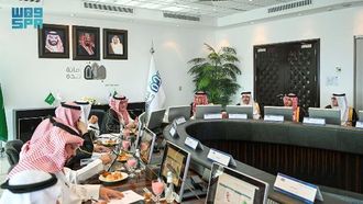 وفد من مجلس الشورى يزور بلدية جدة