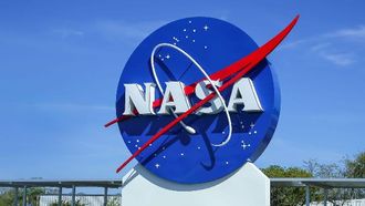 تم العثور على جو غير متوقع على كوكب TOI-561 b