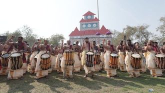 Thrissur Pooram Dubai Draws 30k