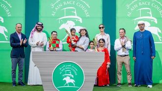 تتويج أبطال النسخة السادسة من سباق الخيل العربي