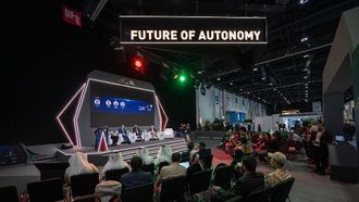 القيادة الذاتية: التطبيقات التجارية والمدنية