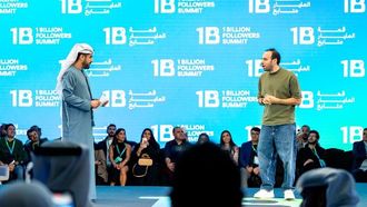 الداهي يتحدث عن النمو المدفوع بالجمهور