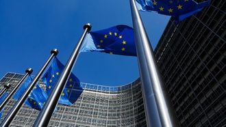 انخفاض التضخم في منطقة اليورو؛ استقرار أسعار الأسهم، وتراجع أسعار الذهب