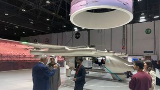 طائرة هليكوبتر بدون طيار تجذب أكثر من 200 طلب