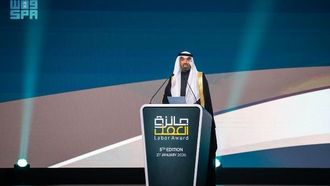 تكرم إدارة الموارد البشرية والتنمية الاجتماعية الفائزين بجائزة حزب العمال الخامسة