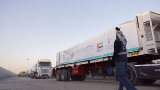 الإمارات العربية المتحدة تسلم أول دفعة من المساعدات إلى غزة