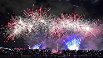 UAE Workers Celebrate New Year Nationwide