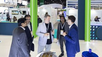 التعاون بين المملكة المتحدة والإمارات العربية المتحدة في مجال الهيدروجين يدفع عملية إزالة الكربون