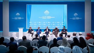 الذكاء الاصطناعي يعيد تشكيل سوق العمل، والجامعات تتكيف.