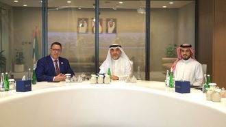 التكامل البحثي العربي: الشارقة ومركز الشارقة للبحوث العلمية والتكنولوجية