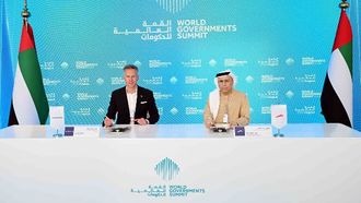 دبي تطلق شبكة النقل الآلي