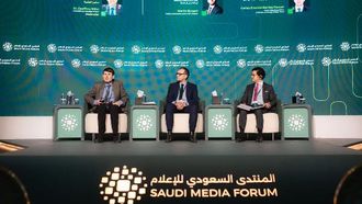 الدبلوماسية الإعلامية العالمية لمواجهة الشائعات وبناء الثقة